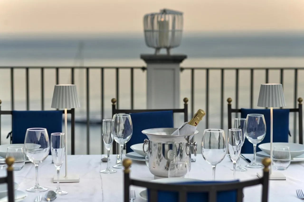Amore Rentals - Palazzo Della Storia Амальфи Вилла